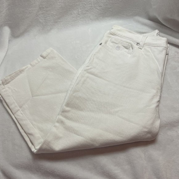 Womens WHITE STUNNING Demin size‎ 8 Gloria Vanderbilt Amanda Skimmer capri 16” - Picture 1 of 12